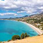 Olga Βίλα Κατελειός